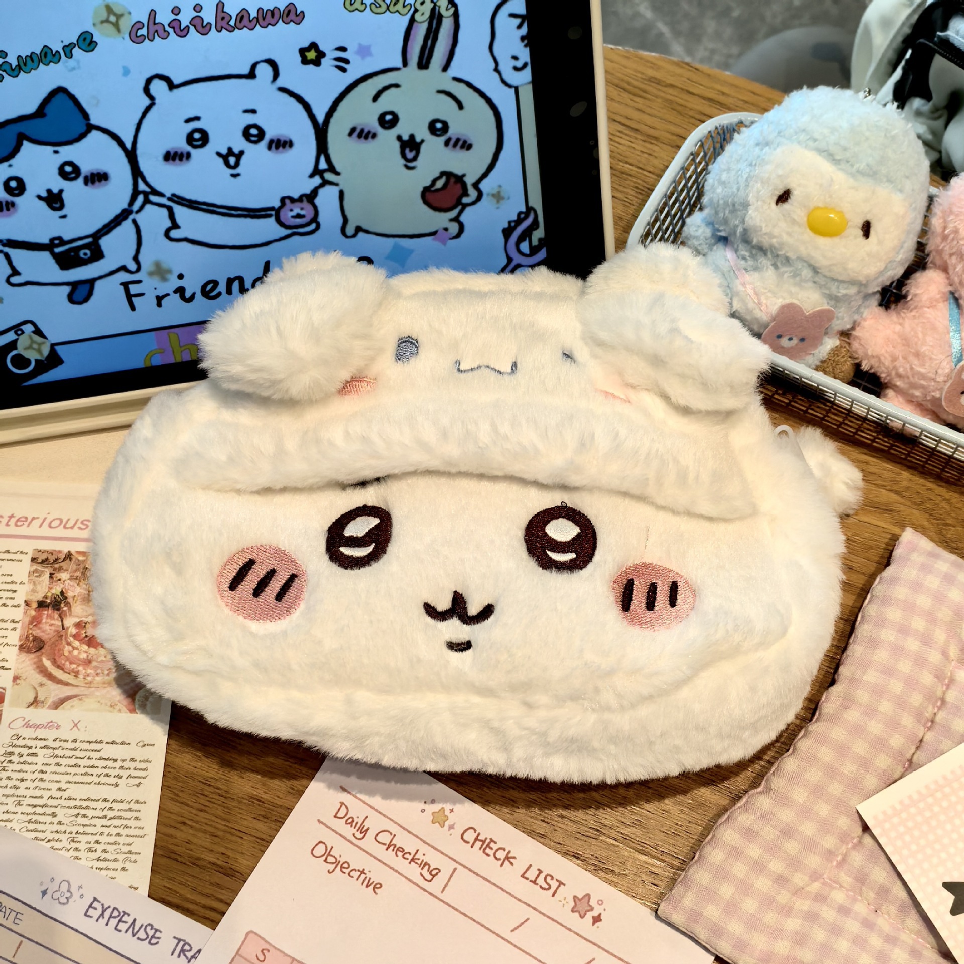 アニメぬいぐるみペンケース漫画うさぎハチワレアス文具箱大容量 - Stationery Supplier のレビューと価格